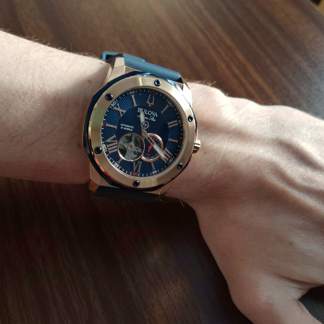 Reloj Bulova Marine Star Automatico 98A227 Original